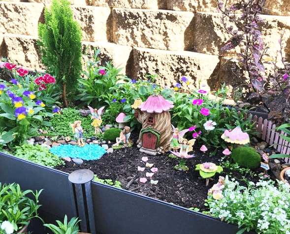 Fairy Garden Flower Stump Set Showcase